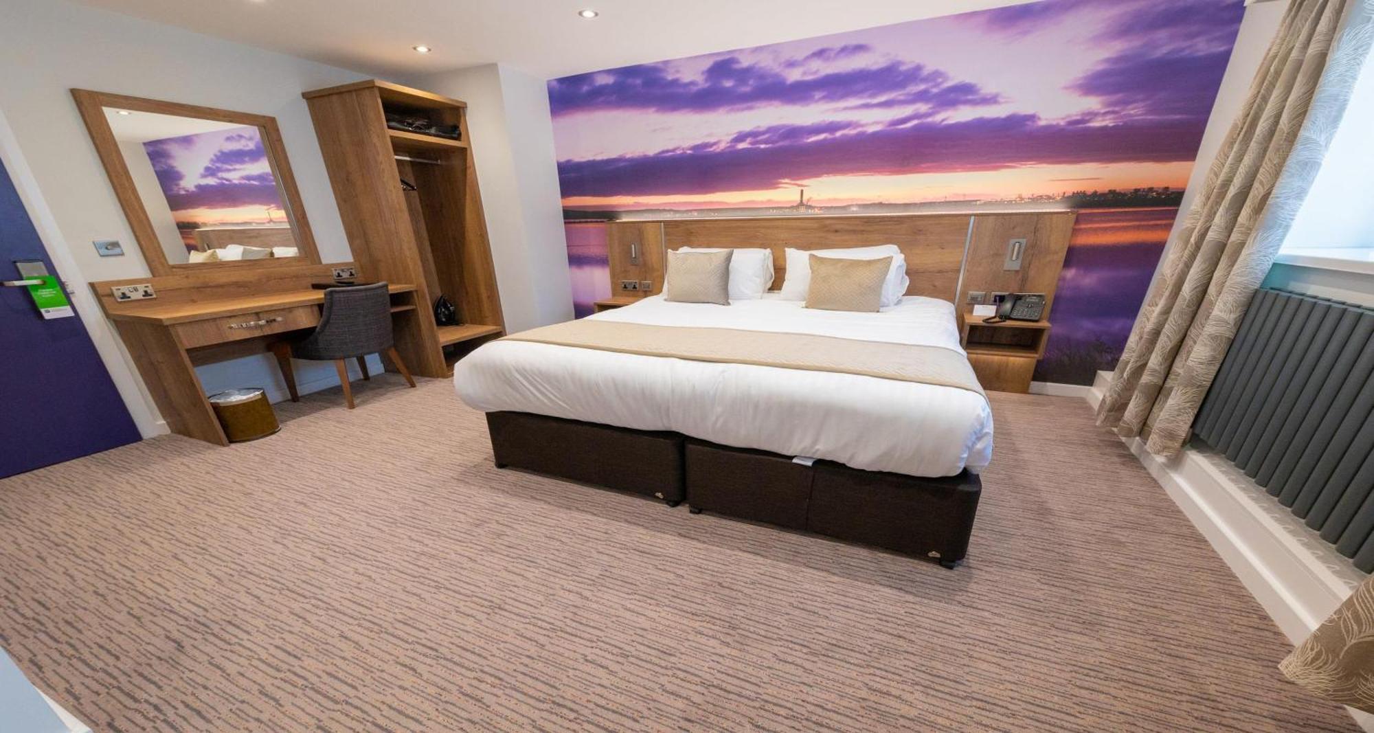 Best Western Plus Lancashire Manor Hotel 斯凯尔默斯代尔 外观 照片